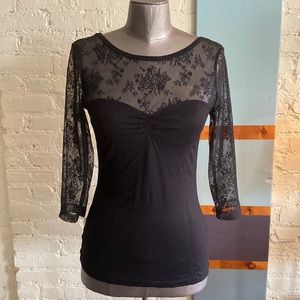 Venus black lace retro top 3/4 sleeves sz S EUC